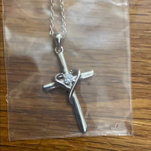 NIB AmorAime Silver Cross Necklace with Heart and Crystal Accent - Picture 8 of 14